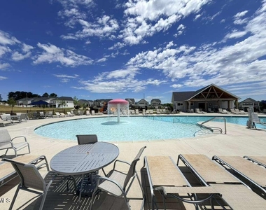 319 Aster Bloom Lane - Photo Thumbnail 21
