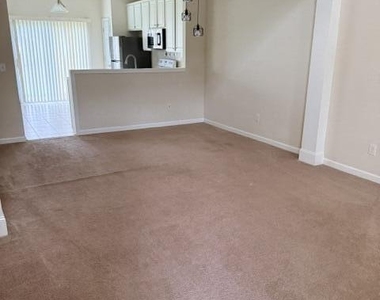 204 Caraleigh Court - Photo Thumbnail 4