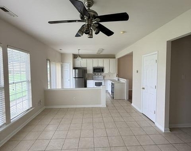204 Caraleigh Court - Photo Thumbnail 16