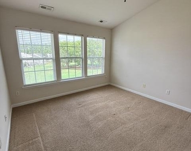 204 Caraleigh Court - Photo Thumbnail 22