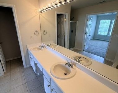 204 Caraleigh Court - Photo Thumbnail 24