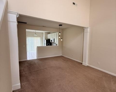 204 Caraleigh Court - Photo Thumbnail 6