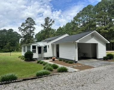 560 Clyde Pearce Road - Photo Thumbnail 1
