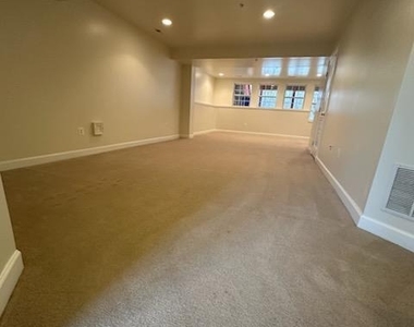 12597 Atlanta Court - Photo Thumbnail 14