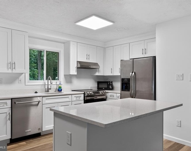 21465 Indian Bridge Road - Photo Thumbnail 3