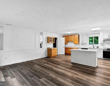 21465 Indian Bridge Road - Photo Thumbnail 4
