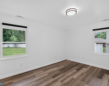 21465 Indian Bridge Road - Photo Thumbnail 10