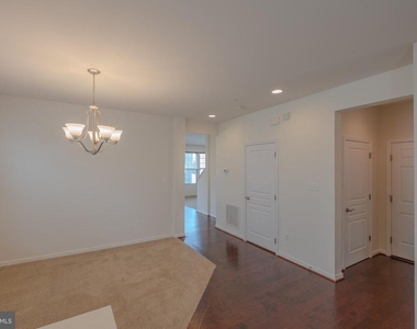 43699 Sweetbay Street - Photo Thumbnail 2