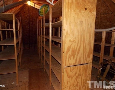 205 Berry Hill - Photo Thumbnail 24
