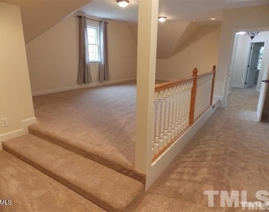 205 Berry Hill - Photo Thumbnail 22
