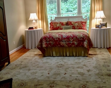 205 Berry Hill - Photo Thumbnail 43
