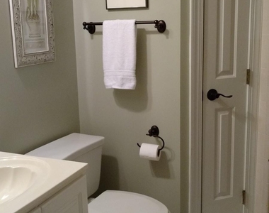 205 Berry Hill - Photo Thumbnail 25