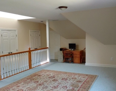 205 Berry Hill - Photo Thumbnail 27