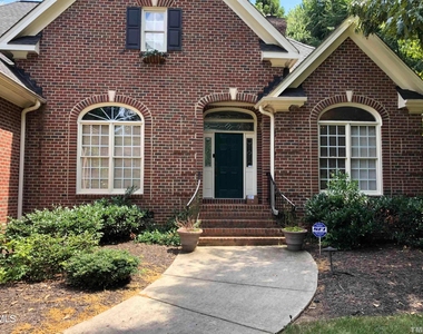 205 Berry Hill - Photo Thumbnail 1