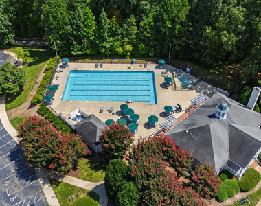 205 Berry Hill - Photo Thumbnail 38