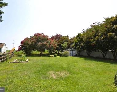 116 Walnut Street - Photo Thumbnail 13