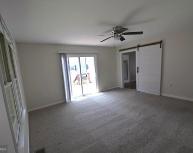 116 Walnut Street - Photo Thumbnail 5