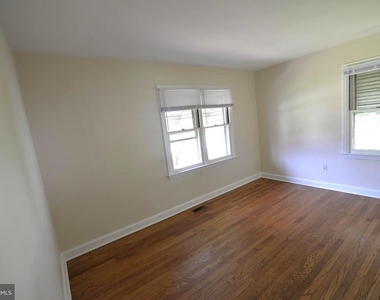 116 Walnut Street - Photo Thumbnail 3