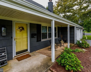 4105 Yardley Court - Photo Thumbnail 4