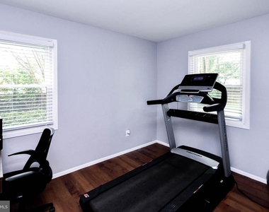4105 Yardley Court - Photo Thumbnail 32