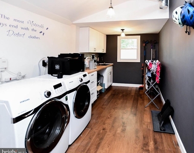 4105 Yardley Court - Photo Thumbnail 16