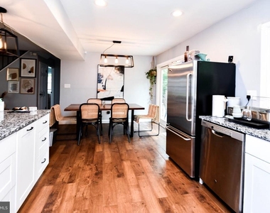 4105 Yardley Court - Photo Thumbnail 13