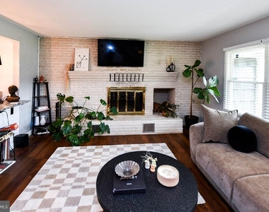 4105 Yardley Court - Photo Thumbnail 25