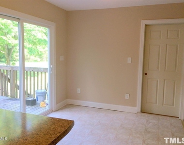 725 Perry Howard Road - Photo Thumbnail 6