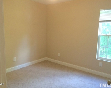 725 Perry Howard Road - Photo Thumbnail 11