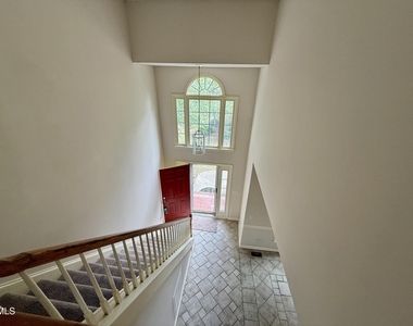 110 Palmer Meadow Court - Photo Thumbnail 4