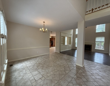110 Palmer Meadow Court - Photo Thumbnail 5