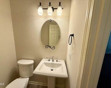110 Palmer Meadow Court - Photo Thumbnail 9