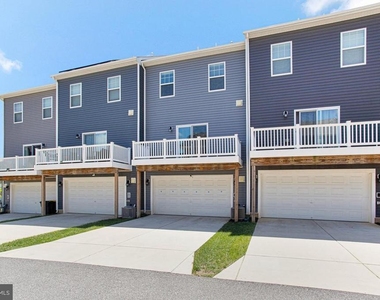 9608 Fagan Drive - Photo Thumbnail 20