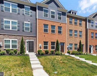 9608 Fagan Drive - Photo Thumbnail 1