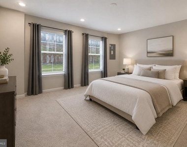 9608 Fagan Drive - Photo Thumbnail 3