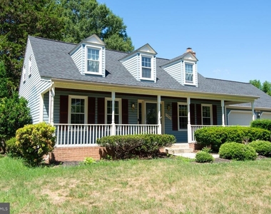 11940 Galaxy Lane - Photo Thumbnail 2