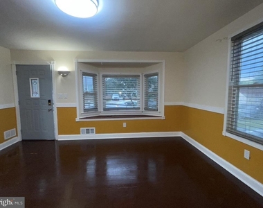 416 Topeka Avenue - Photo Thumbnail 1