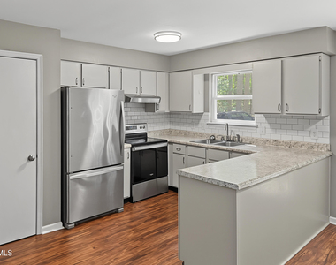 618 Branniff Drive - Photo Thumbnail 4