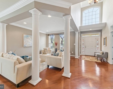 11612 American Swing Place - Photo Thumbnail 7