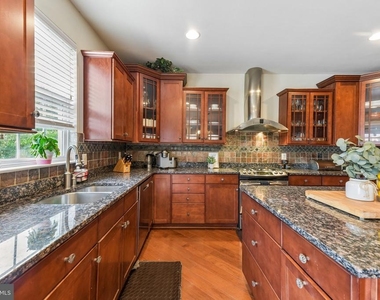 11612 American Swing Place - Photo Thumbnail 26