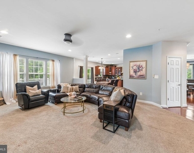 11612 American Swing Place - Photo Thumbnail 16