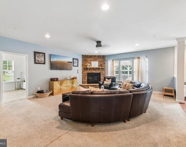 11612 American Swing Place - Photo Thumbnail 21