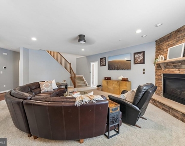 11612 American Swing Place - Photo Thumbnail 19