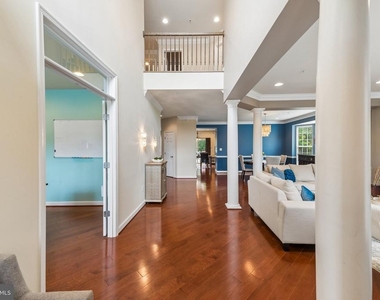 11612 American Swing Place - Photo Thumbnail 5
