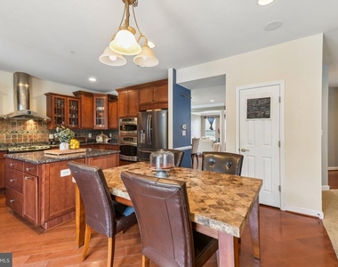 11612 American Swing Place - Photo Thumbnail 23