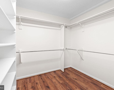 7420 Westlake Terrace - Photo Thumbnail 19