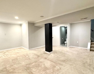 15402 Manor House Terrace - Photo Thumbnail 23