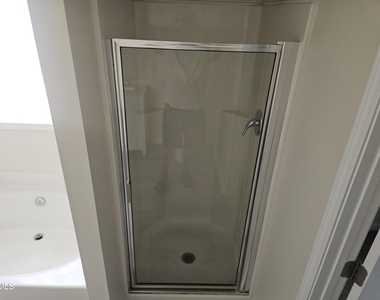 5900 Wynmore Road - Photo Thumbnail 12