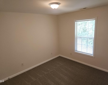 5900 Wynmore Road - Photo Thumbnail 16