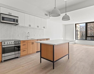 10511 Strathmore Hall Street - Photo Thumbnail 8